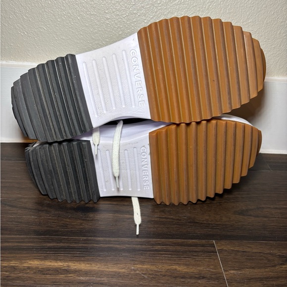 Size 12 - Converse Run Star High Black - Picture 5 of 7